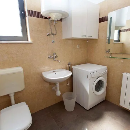 Apartament In 13719 Crikvenica